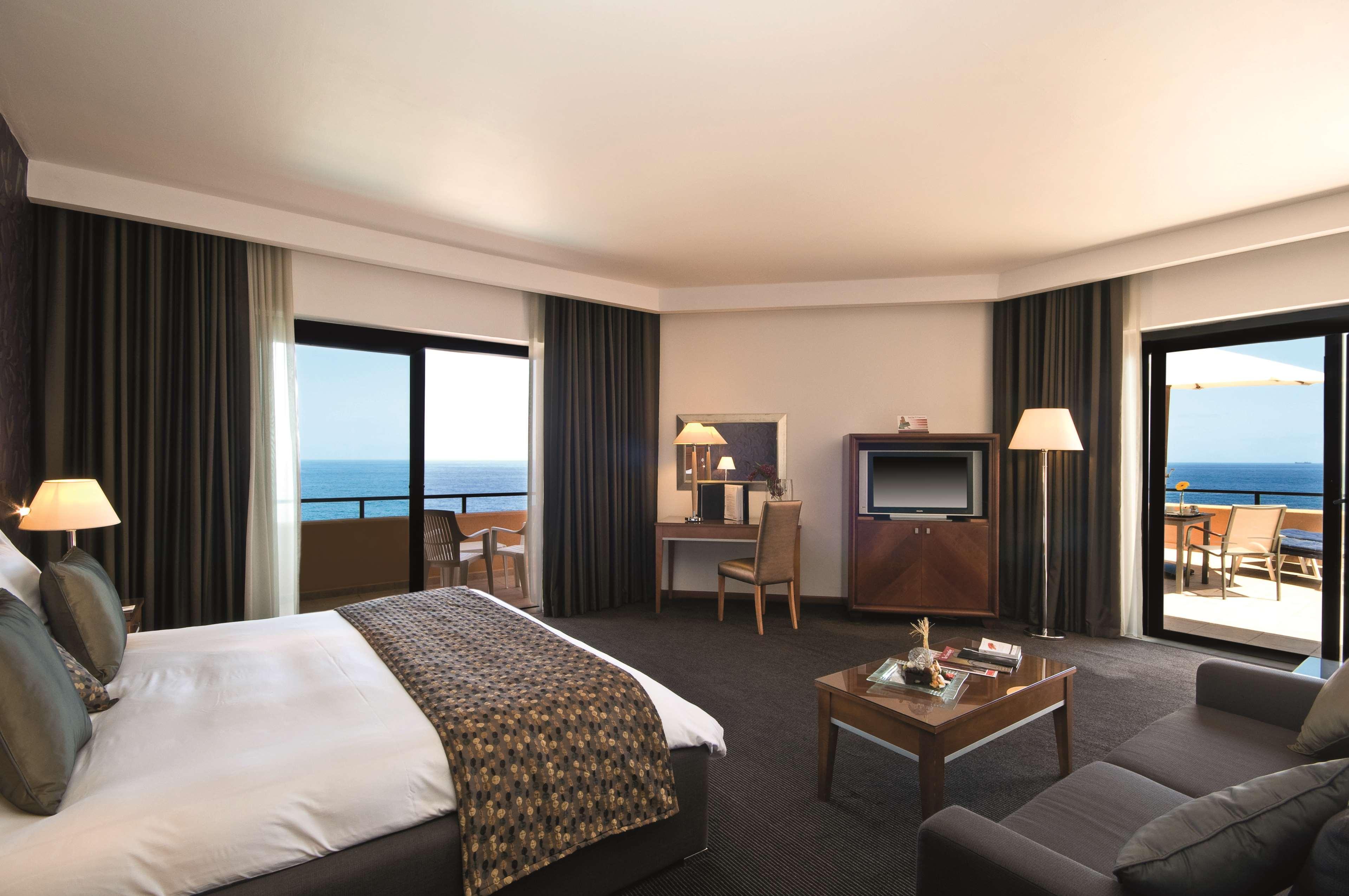 Radisson Blu Resort, Malta St. Julian'S Esterno foto Suite