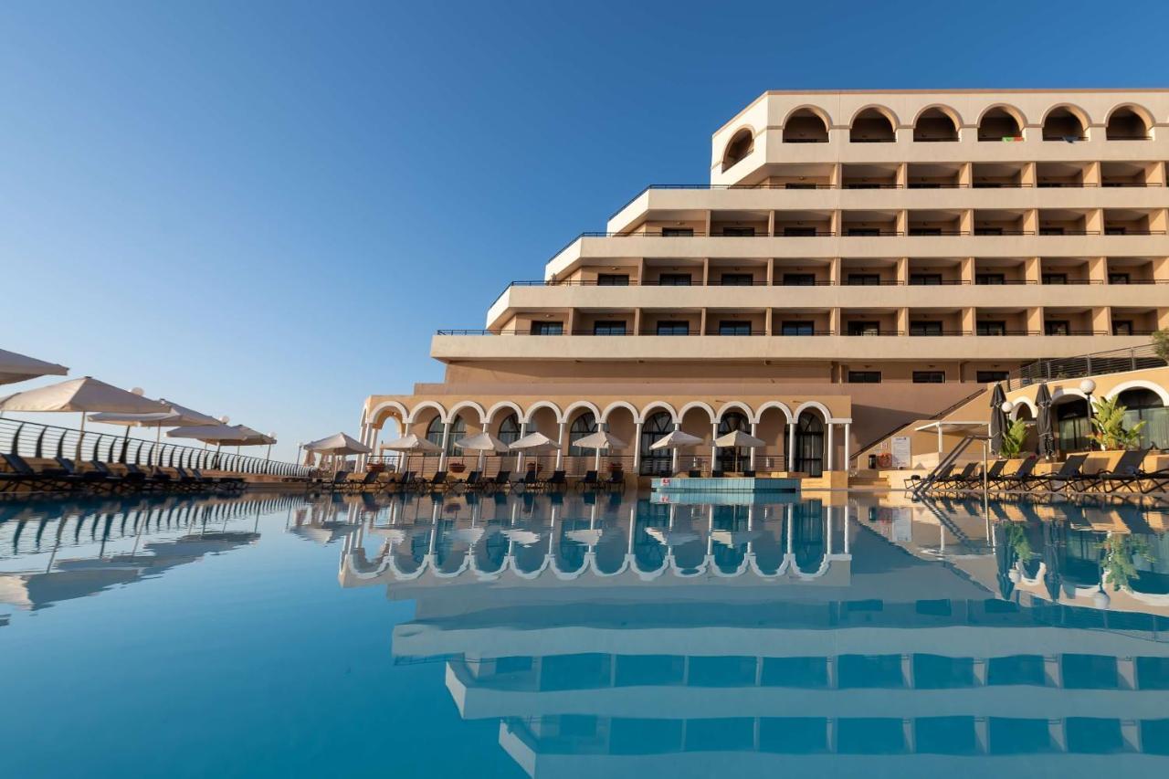 Radisson Blu Resort, Malta St. Julian'S Esterno foto The Westin Resort & Villas, Naoussa, Paros