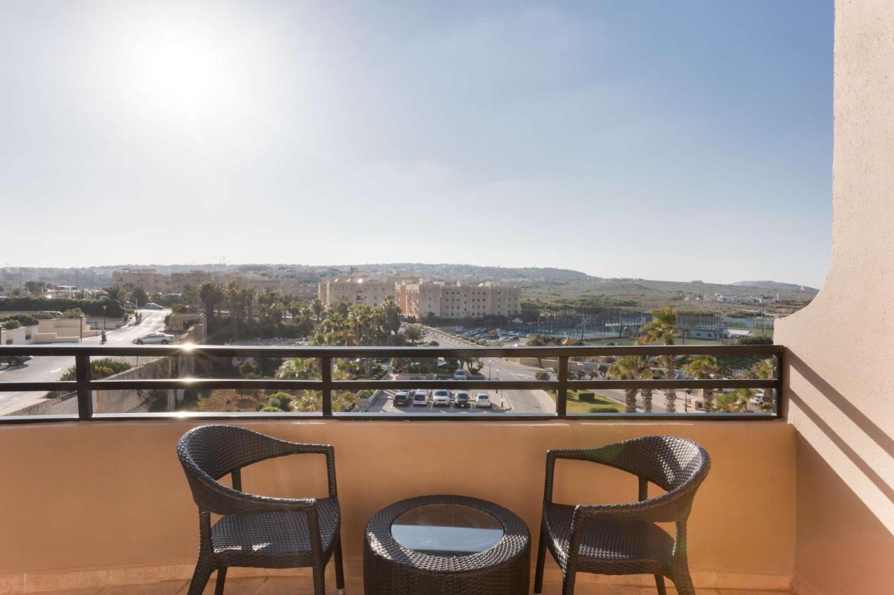 Radisson Blu Resort, Malta St. Julian'S Esterno foto