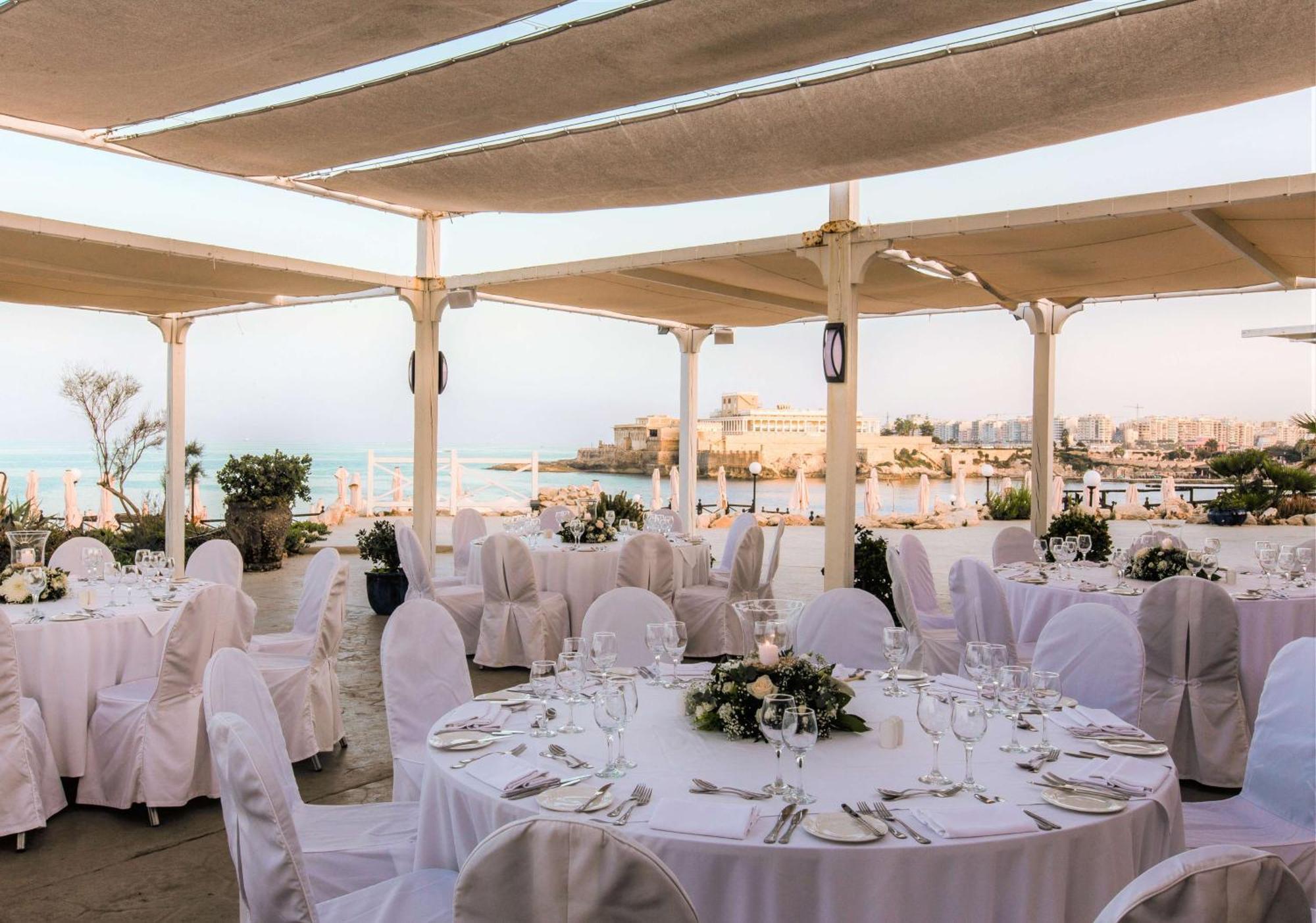 Radisson Blu Resort, Malta St. Julian'S Esterno foto The Westin Palace, Nicosia