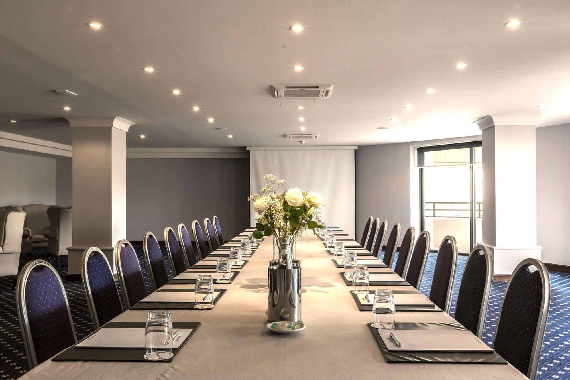 Radisson Blu Resort, Malta St. Julian'S Esterno foto The meeting room